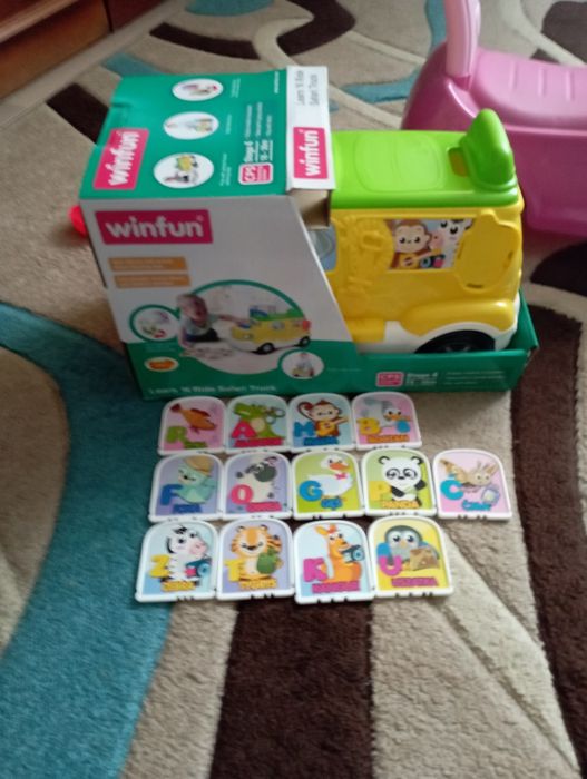 Jeździk, pchacz, autko edukacyjne dla dzieci