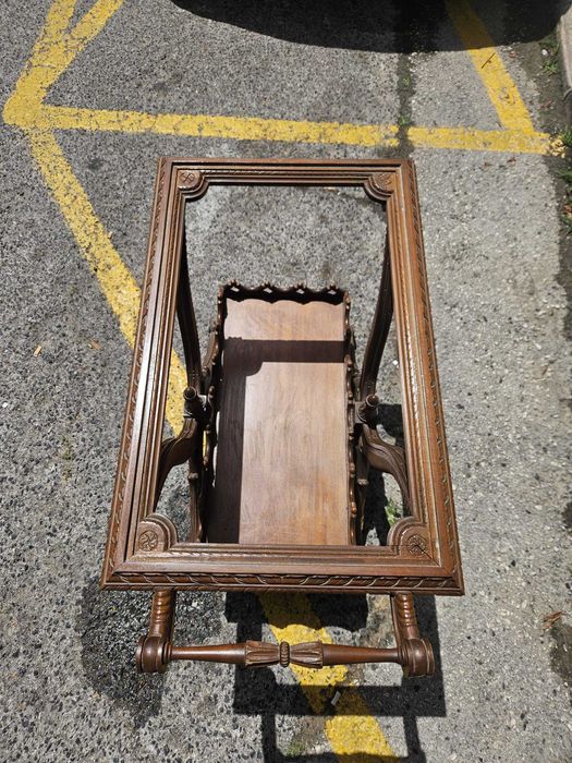 Mesa de Apoio de Chá Vintage em Madeira com Tampo de Vidro