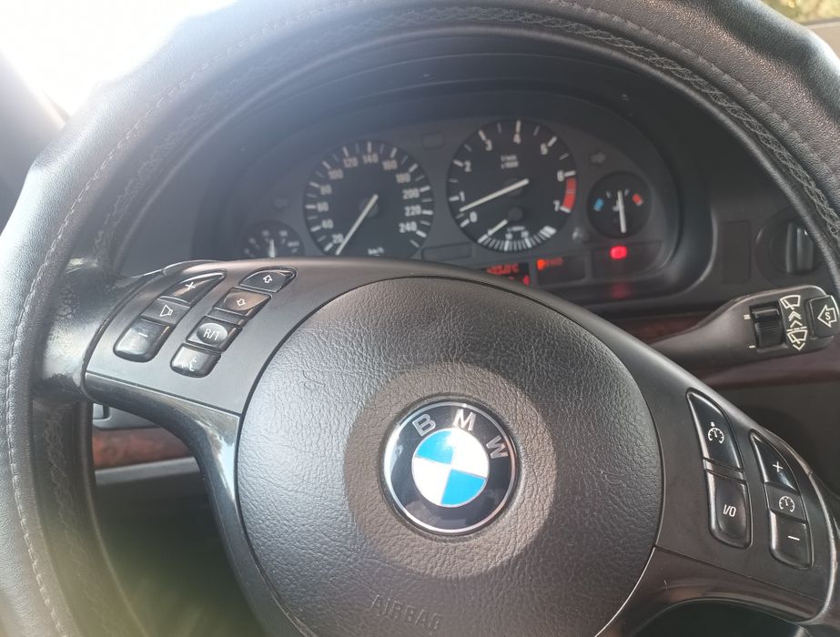 BMW E39 2003 року