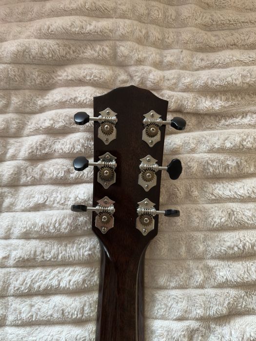 Fender PM-3 Paramount Deluxe SB електроакустична гітара