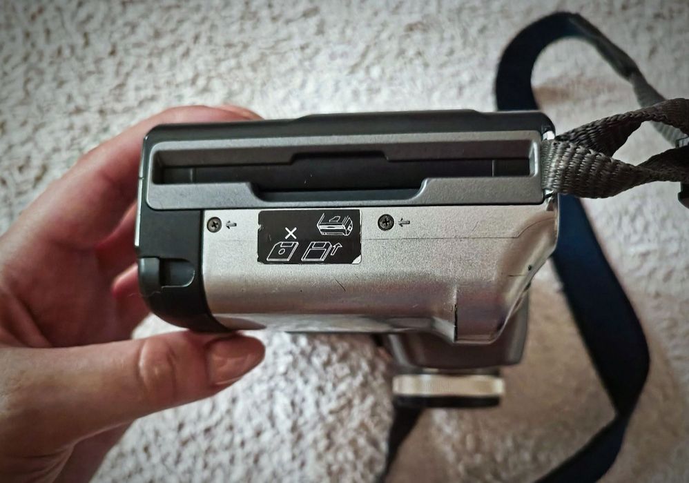 цифровий фотоапарат Sony digital mvc-fd88 вінтаж ретро