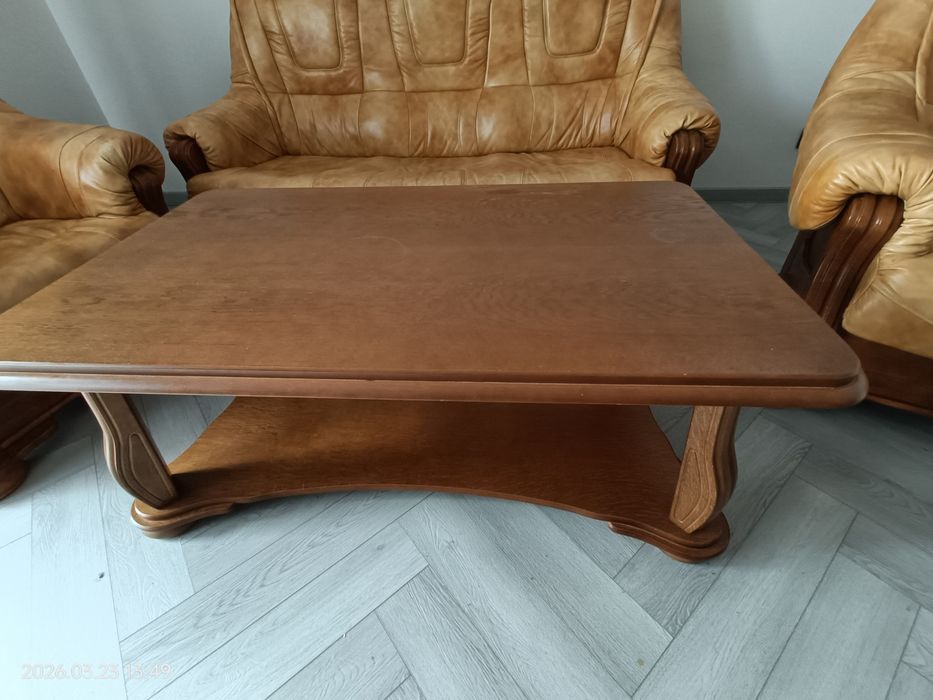Skórzana sofa plus dwa fotele