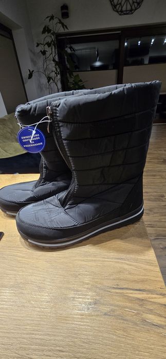 Śniegowce wodoodporne 39 czarne wysokie z puszkiem barankiem nowe