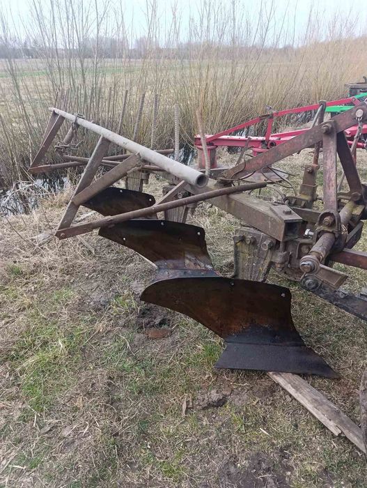 Плуг плн 3*35 в гарному стані