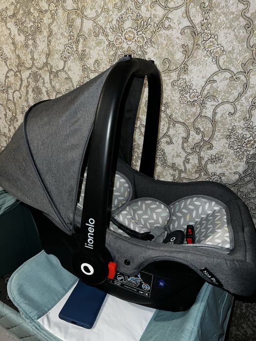 Дитяче автокрісло-переноска Lionelo NOA Grey Scandi