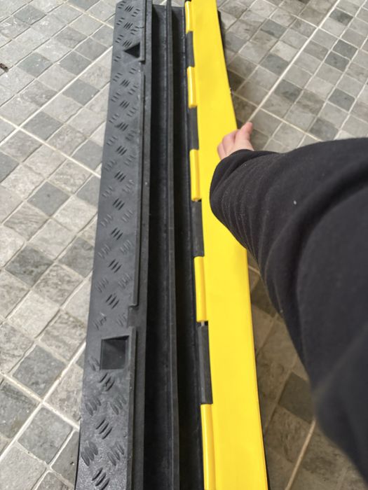 Lomba passa cabos/ velocidade