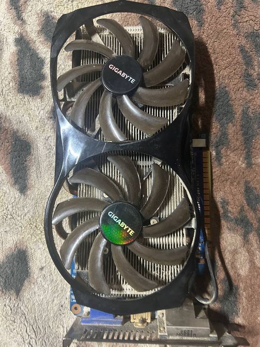 GTX 650 ti     2GB