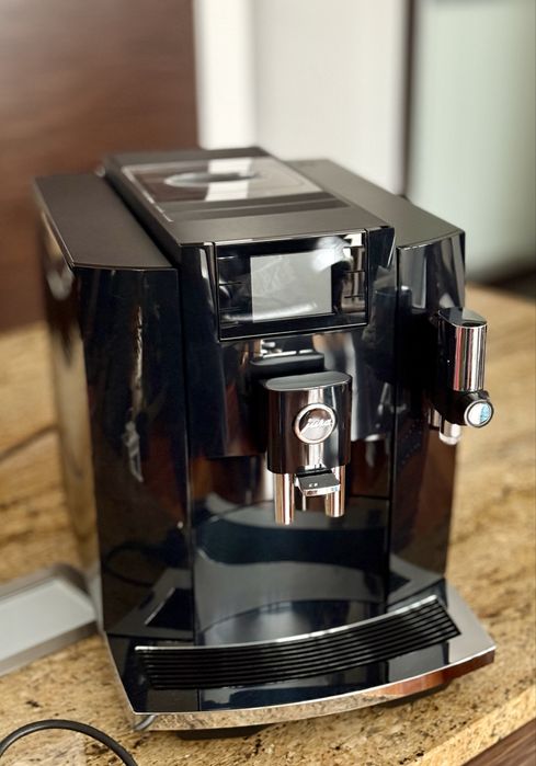 Jura E8 po pełnym serwisie