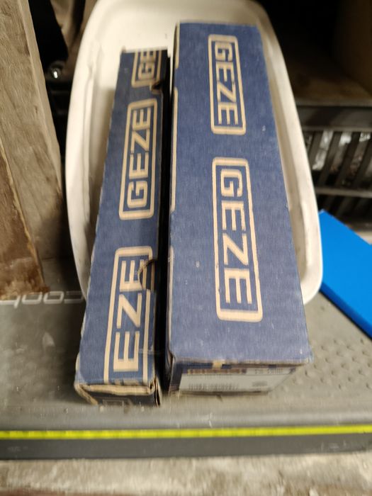 Samozamykacz do drzw