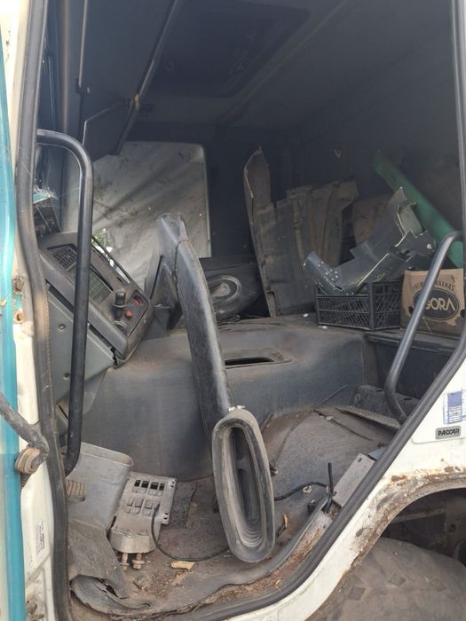 Продам кабіну DAF CF85