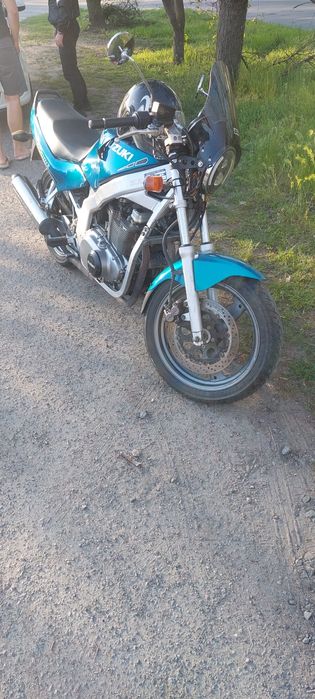 Suzuki gs  500 e