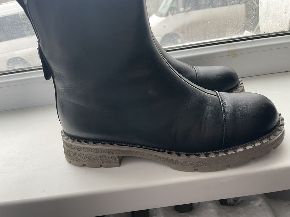 Женские кожаные  ботинки