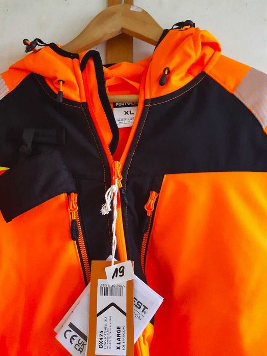 Kurtka softshell odblaskowa PORTWEST HI-VIS DX475 z kapturem Nowa