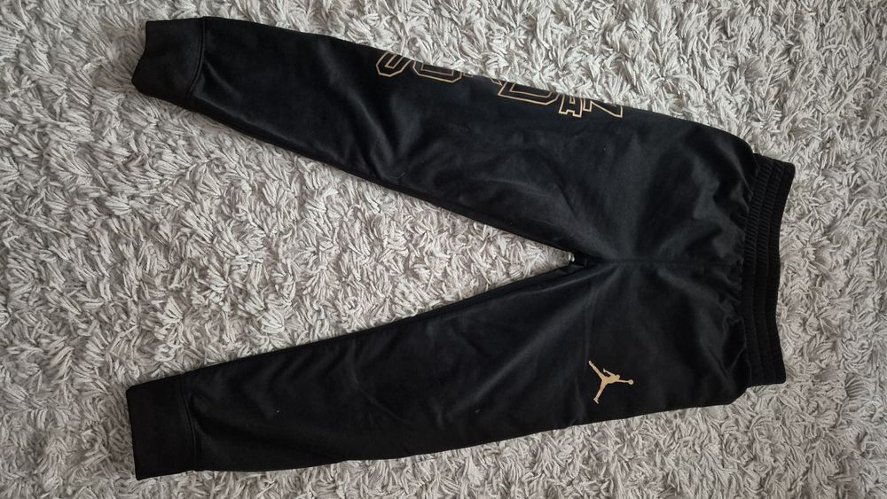 Dres dziecięcy nike Jordan 116-122 6-7 lat