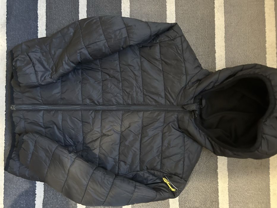 Курточка від primark