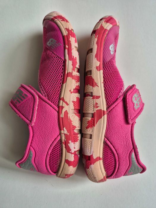 Buty Sandały New Balance rozmiar 32