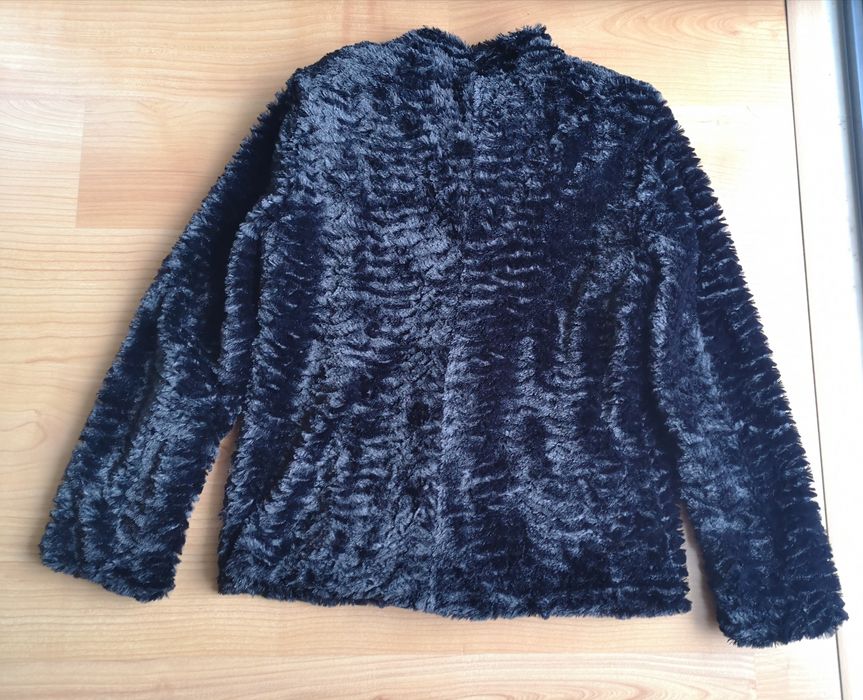 Casaco de pêlo,marca "XL Moda", tamanho M