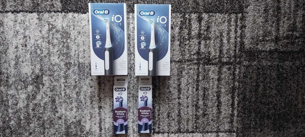 Szczoteczka elektryczna magnetyczna Oral-B iO Series 3 + końcówki, nówka