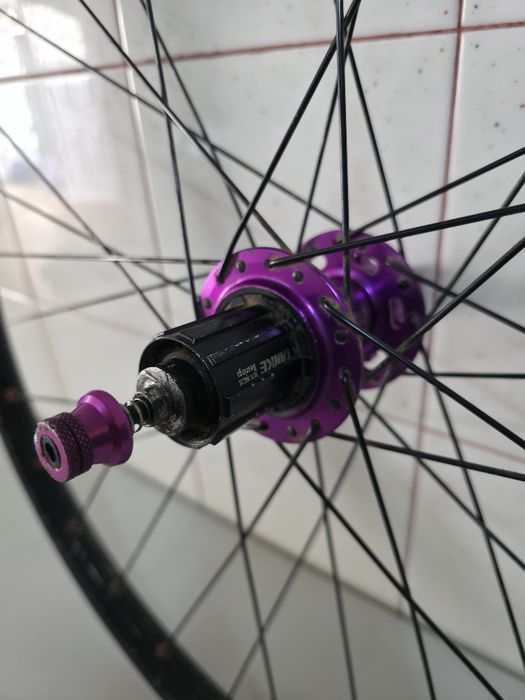 Roda traseira mavic 26