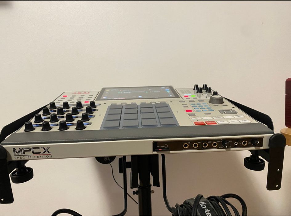 Akai Mpc X SE Edition