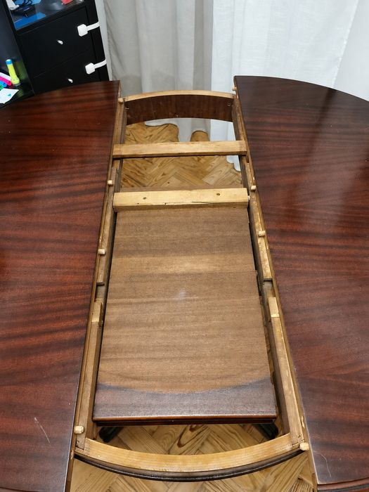 Mesa de jantar redonda extensível em madeira maciça – 104 cm (132 cm aberta) – Ideal para restauro