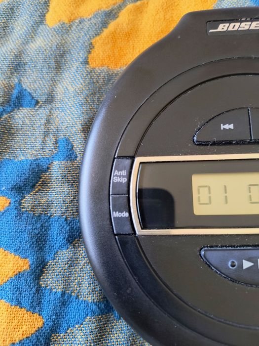 Discman Bose CD odtwarzacz..