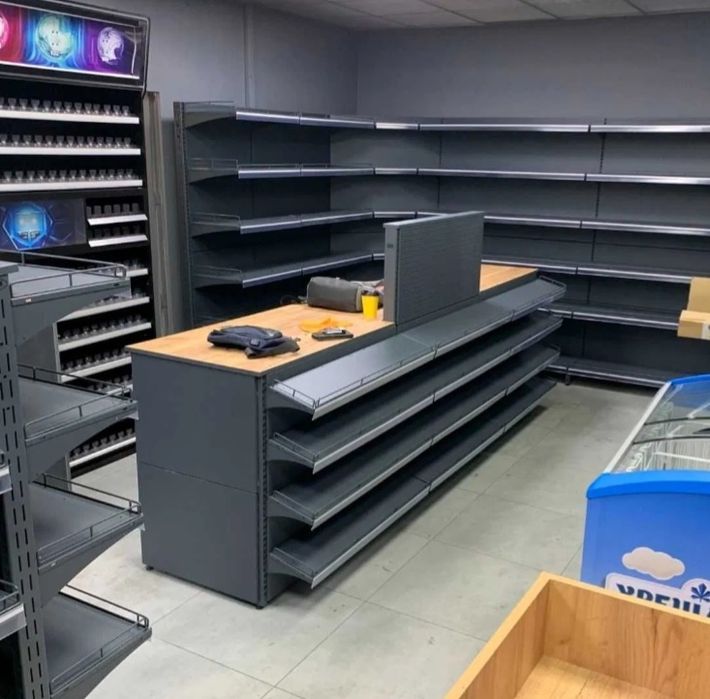 Торгові стелажі та торговельне обладнання с торговими горками