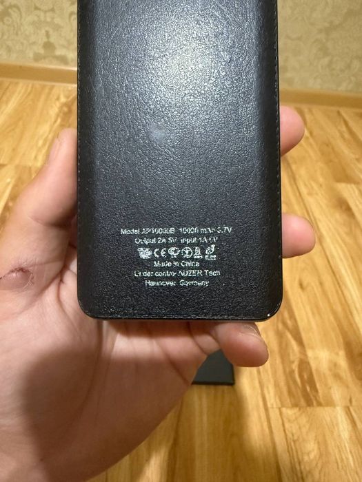 продаю павер банк power bank  зовнішній акумулятор внешний аккумулятор