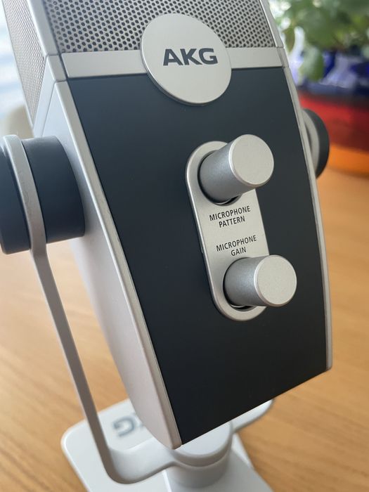 Microfone USB multimodal AKG Lyra