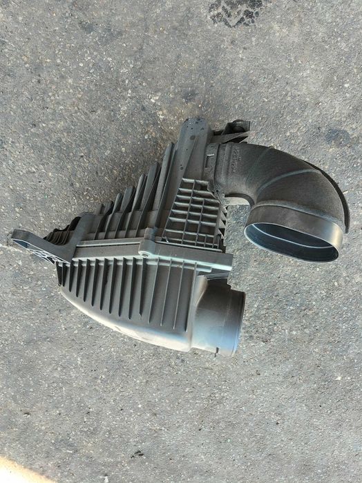 Obudowa filtra puszka jeep grand Cherokee wl