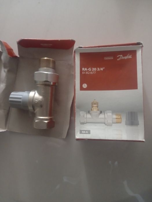 Термостатичний радіаторний клапан прямий Danfoss 3/4
