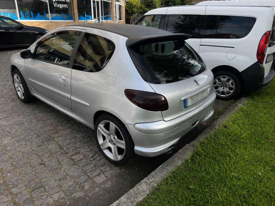 Peugeot 206 1.4 HDi Comercial | Diesel | Muito Económico