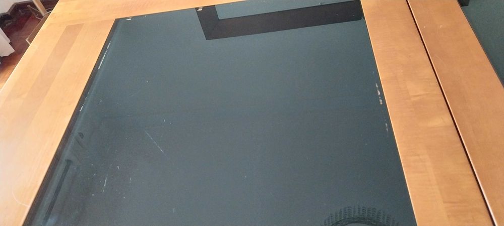 Mesa de casa de jantar extensível em nogueira