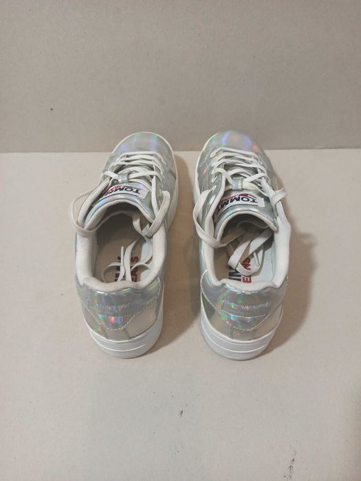 Damskie buty Tommy Hilfiger Fully Iridescent Ironic roz.39 STAN6-/6