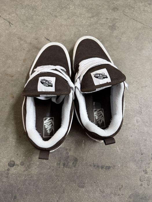 Ténis Vans - castanhos