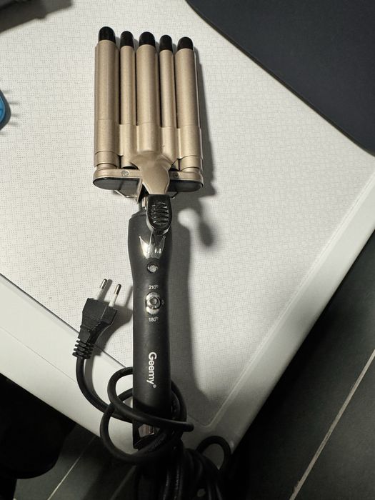 Плойка для обʼєму волосся Geemy