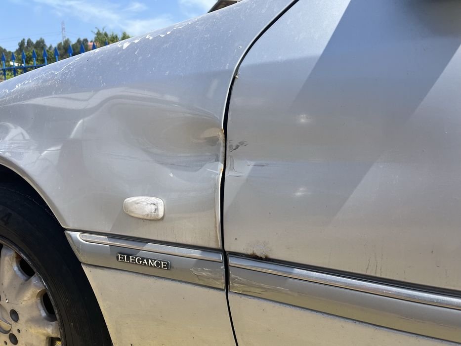 Mercedes 220c Elegance 1999 (avaria)