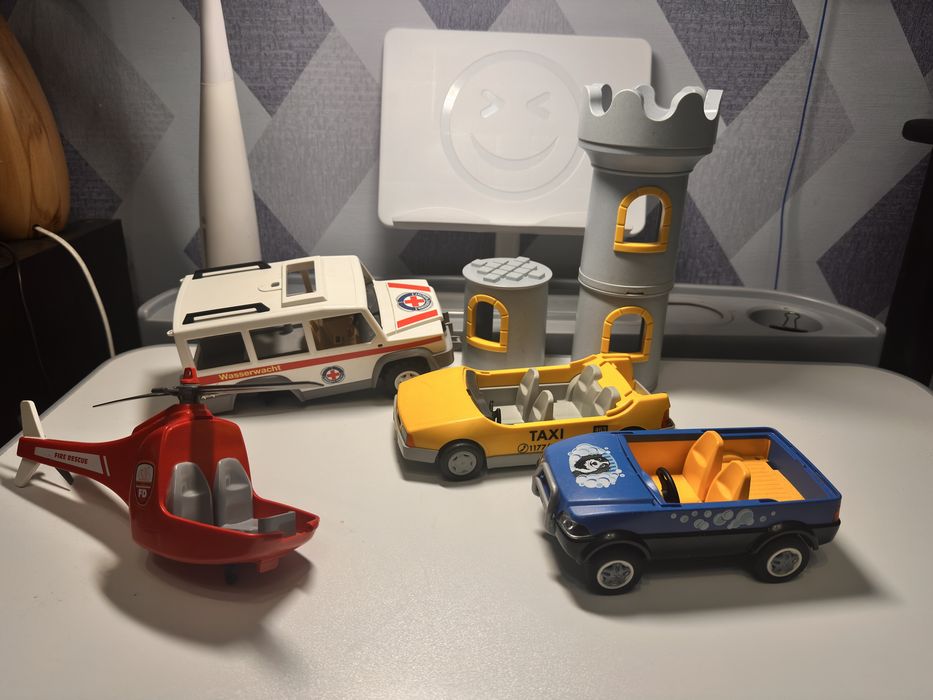 Лот деталей машинок некомплект конструктор playmobil