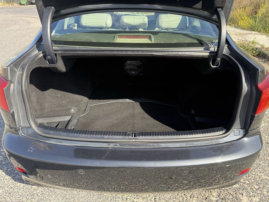Lexus IS 220 Diesel de 2009.