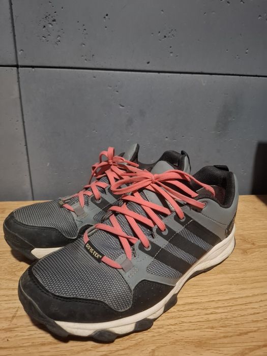 Adidas goretex 40