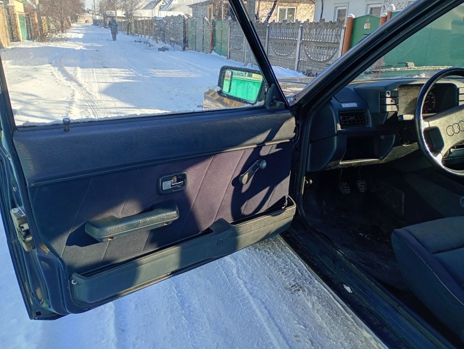 Продам ауді 80 б2