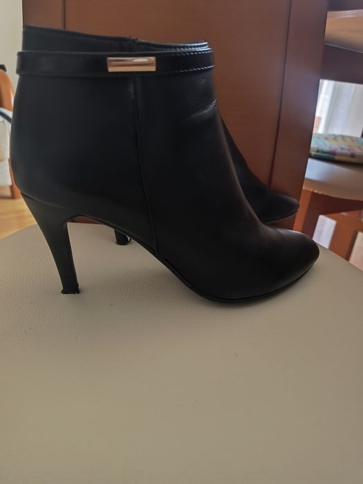 Botki damskie ..