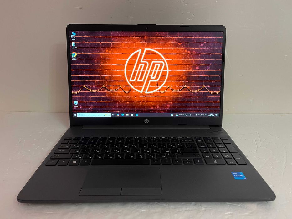Игровой СВЕЖАК!!  HP 250 G8 / Core i5 1135G7  11" покол / 16 RAM / + Видео (4 ГБ) + ГАРАНТИЯ!