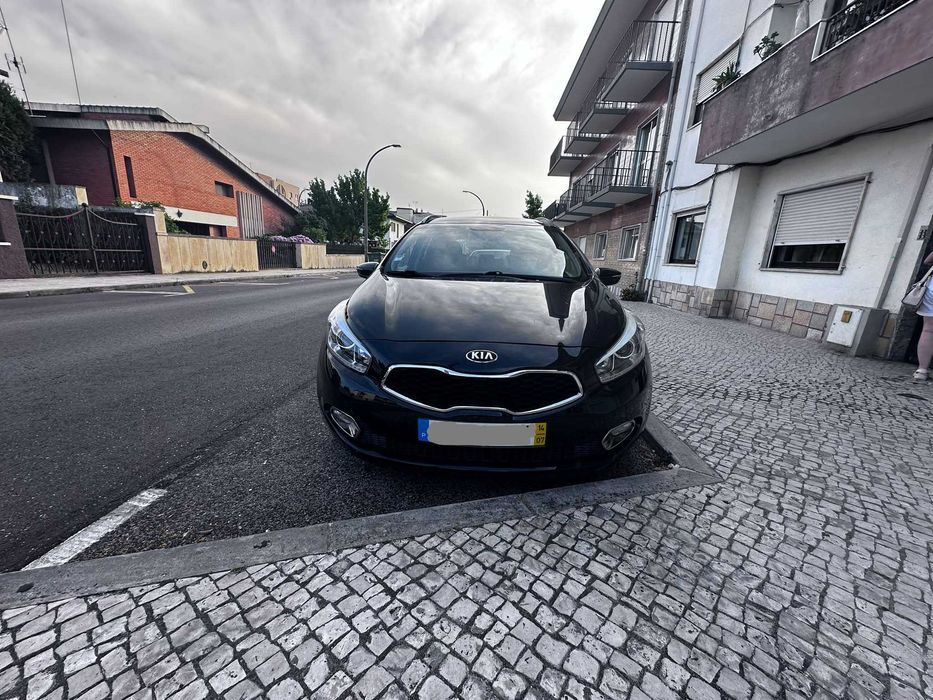 KIA CEED 2014 1.6 CRDI