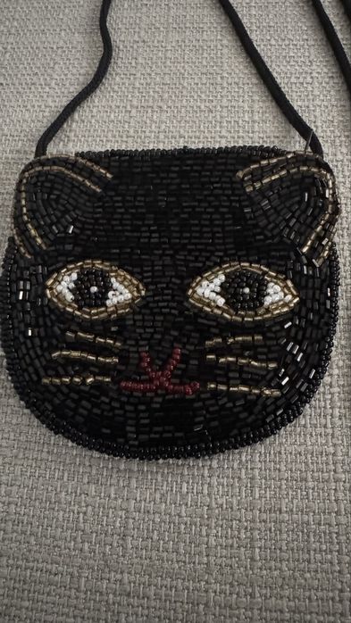 Porta moedas em missangas Black Cat