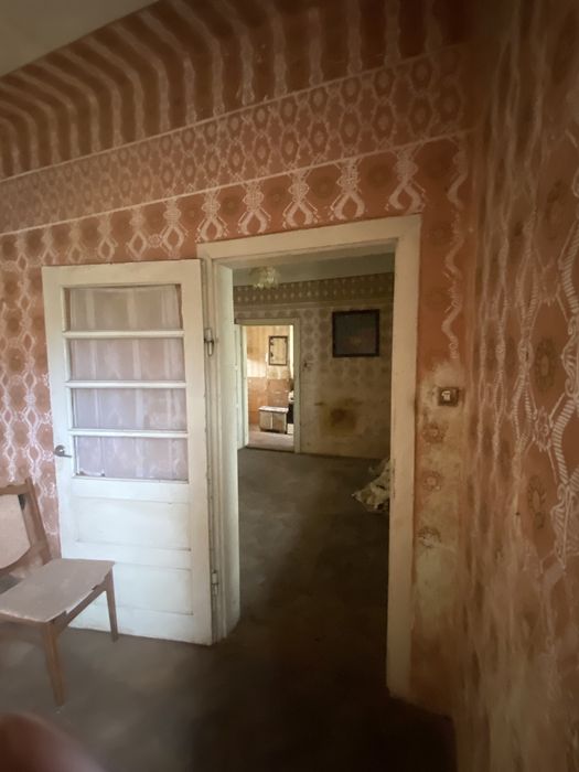 Продається 2-х кімнатна квартира від власника.