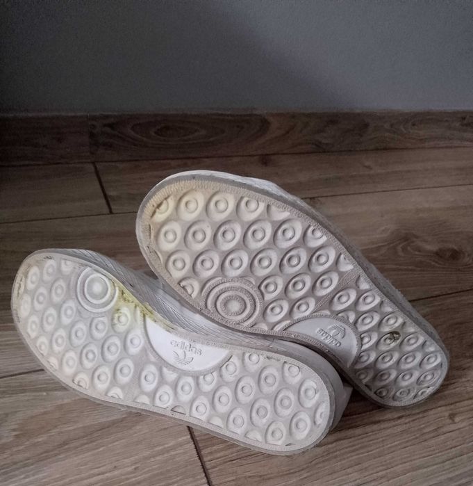 Damskie buty sportowe Adidas Honey Lo 36,5