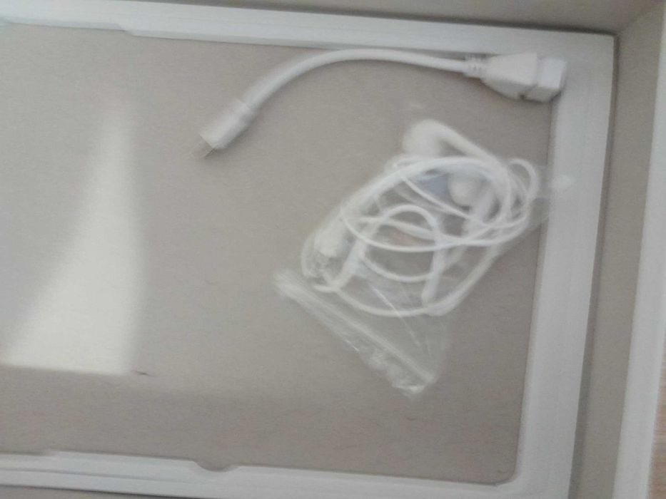 Планшет Samsung)