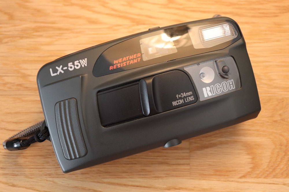 Point and Shoot Ricoh LX-55W64584631475073120