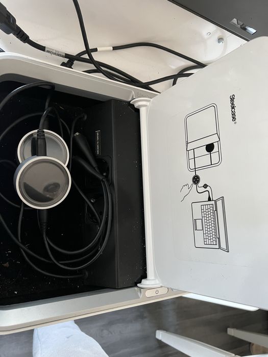 Steelcase MSCAPE-MOBILE - profesjonalna stacja konferencyjna/stojak TV